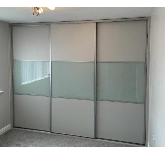 SLIDING WARDROBE 